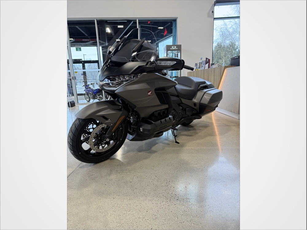 2026 Honda Gold Wing Dct alt