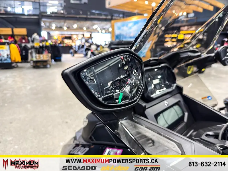 2026 Ski-Doo GRAND TOURING LE W/ PLATINUM PKG 900 ACE TURBO R SILENT ICE TRACK II 1.25 E.S. W/ 10.25 TOUCHSCRE