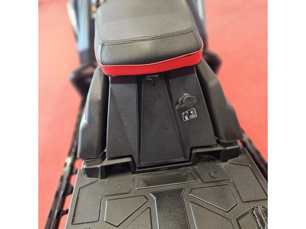 2024 Polaris Prostar S4 Voyageur 146 alt