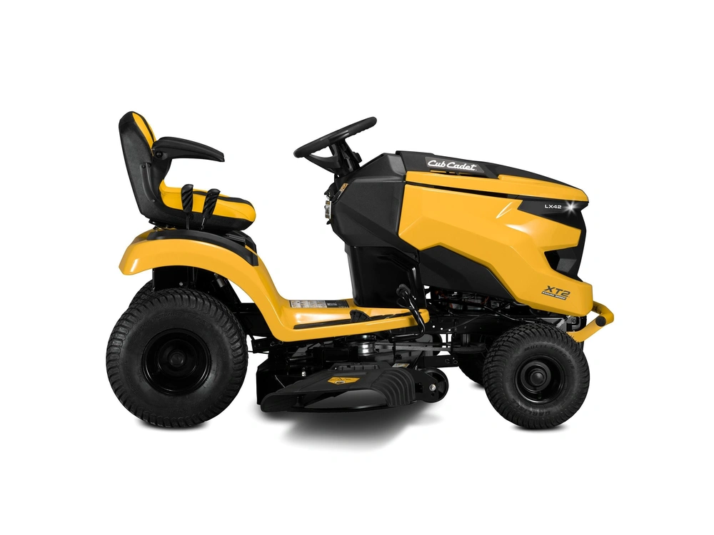 2026 Cub Cadet Lx42 747cc Twin alt