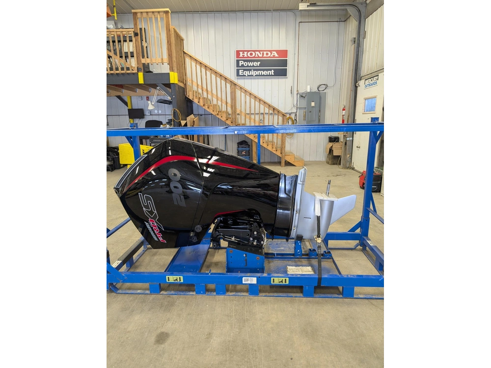 2024 Mercury 200xl Pro Xs alt