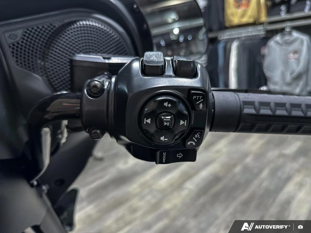 2026 Harley-davidson Street Glide alt