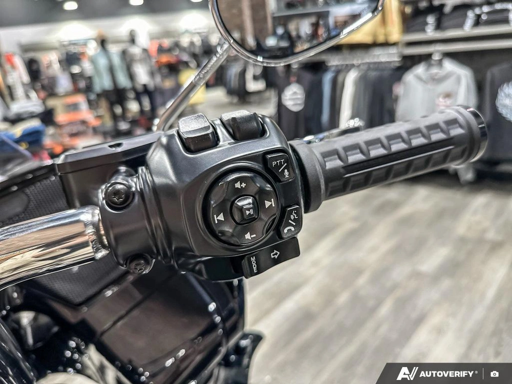 2026 Harley-davidson Road Glide Limited alt