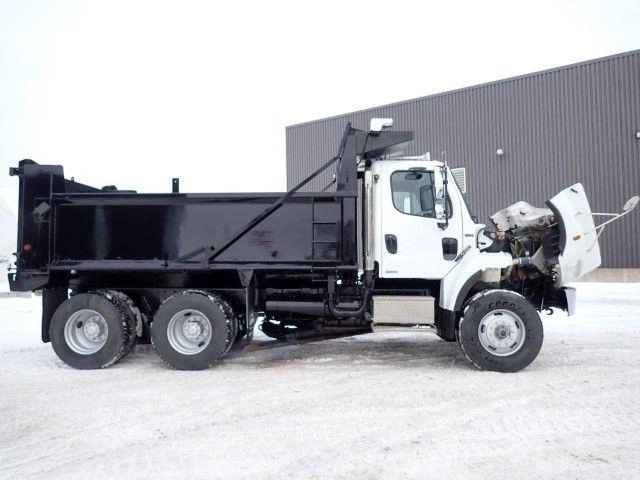 Freightliner M2106 2006