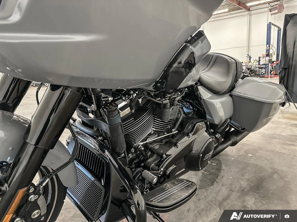 2026 Harley-davidson Road Glide alt