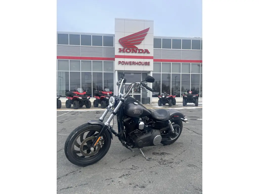 2017 Harley-Davidson FXDB Dyna Street Bob