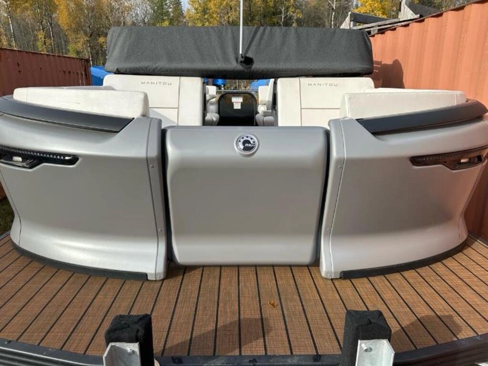 Manitou 22 Explore Navigator Max 3-1 2023 alt