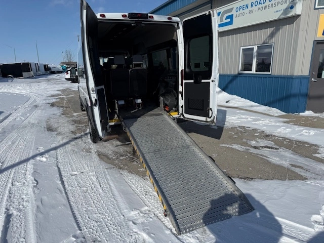 2021 Ram Promaster 2500 Handi-transit Bus alt