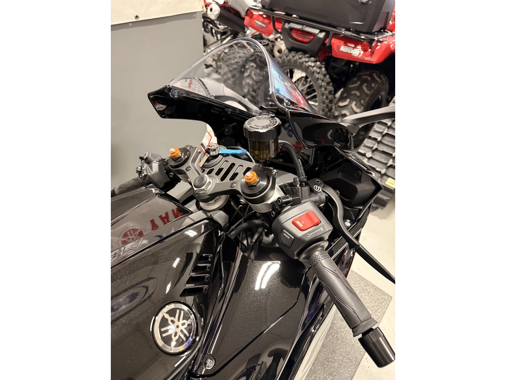 Yamaha Yzf-r7 Yzf-r7 2026 alt