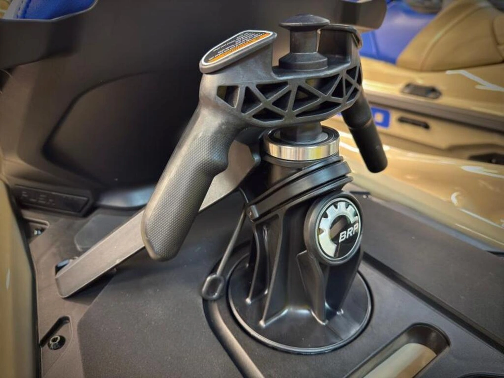 Sea-doo Wake 170 (audio) 2025 alt