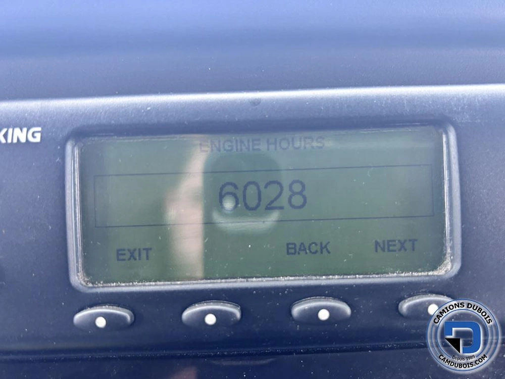 2018 Freightliner M2-106 alt