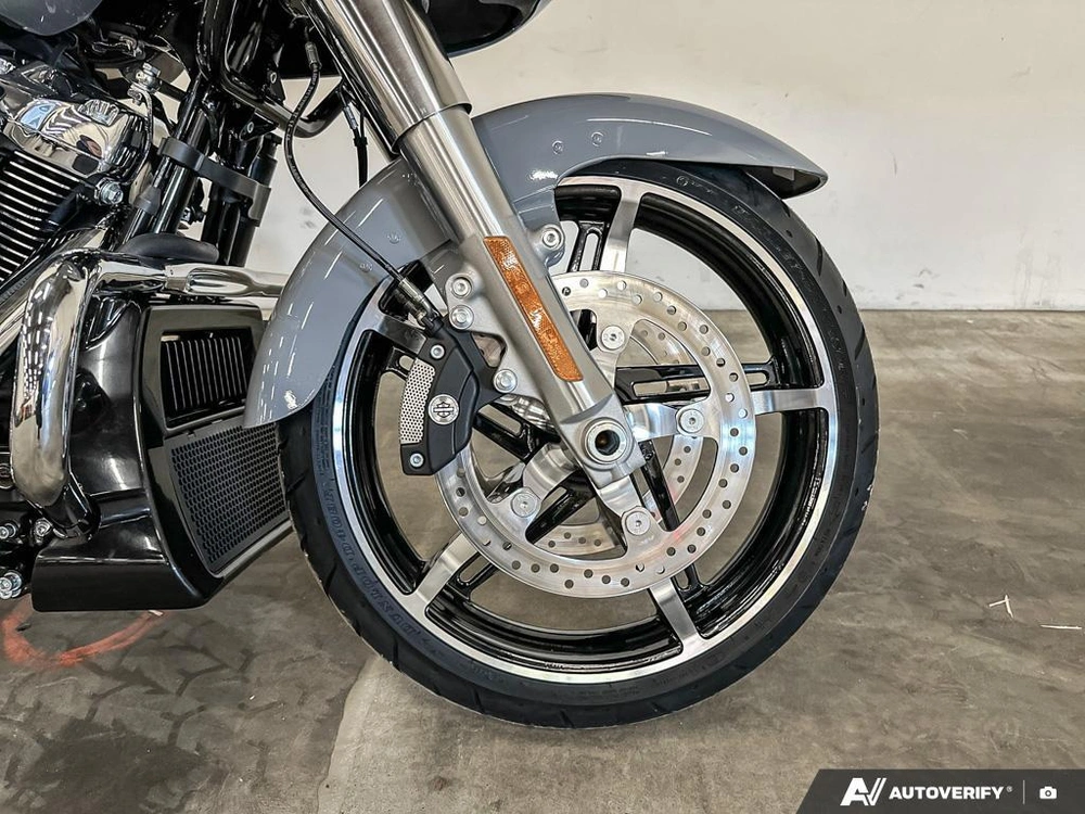 2026 Harley-davidson Road Glide alt