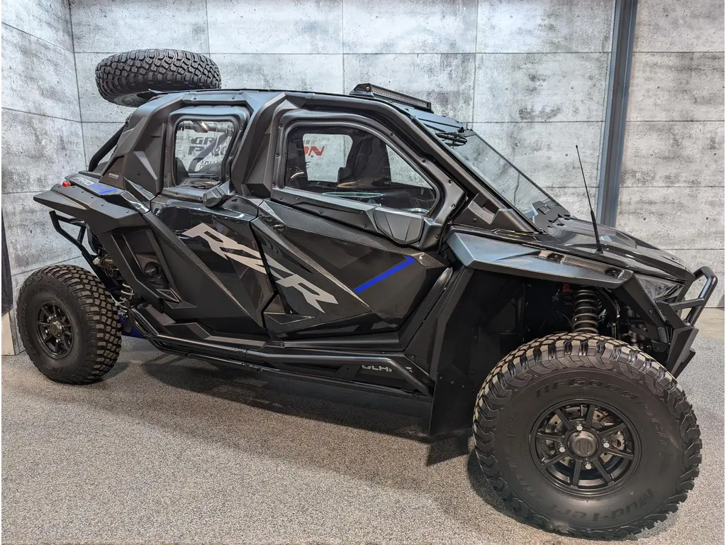 Polaris RZR Pro XP 4 Ultimate LOADÉ | Cabiné + Chauffage + Audio + Ride Command 2022