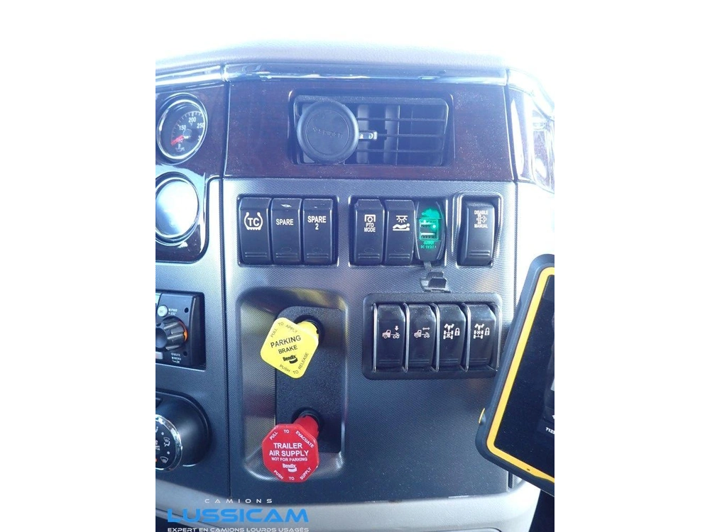 Peterbilt 579 2021