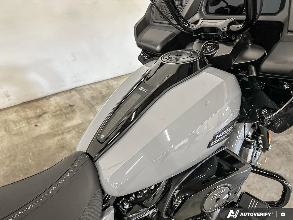 2026 Harley-davidson Road Glide alt