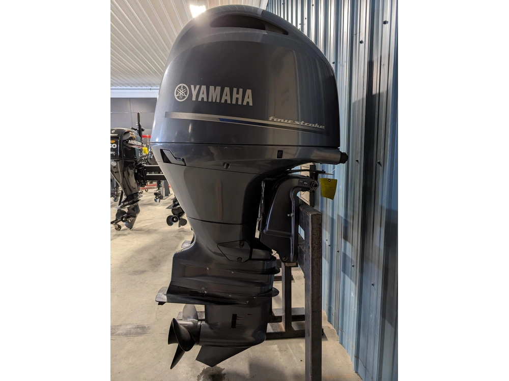 2016 Yamaha F150xb alt