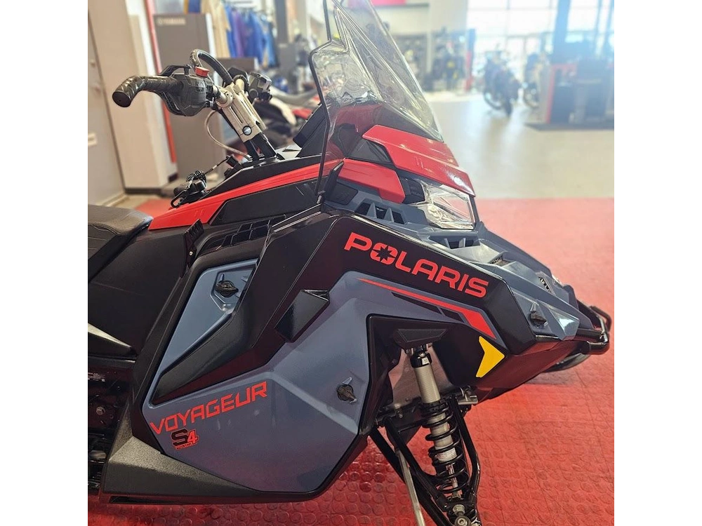 2024 Polaris Prostar S4 Voyageur 146 alt