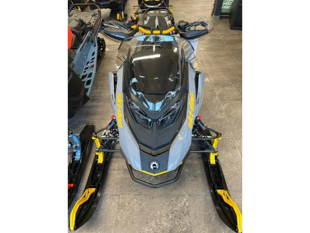 Ski-doo Mxz Adr W/ Blizzard Pkg 137 850 E-tec Ice Ripper Xt 1.25'' E.s. 2026 alt