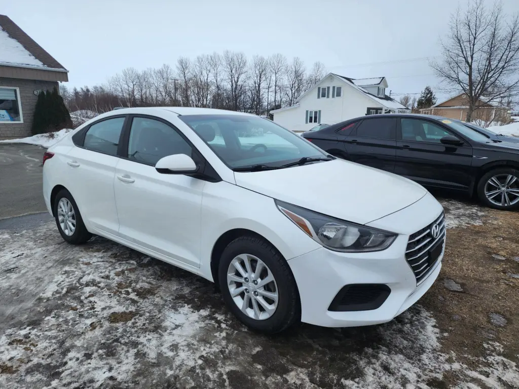 2018 Hyundai Accent - SE