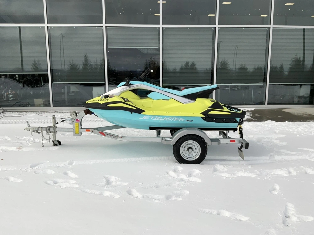 2025 Yamaha Jet Blaster Pro 3-up alt