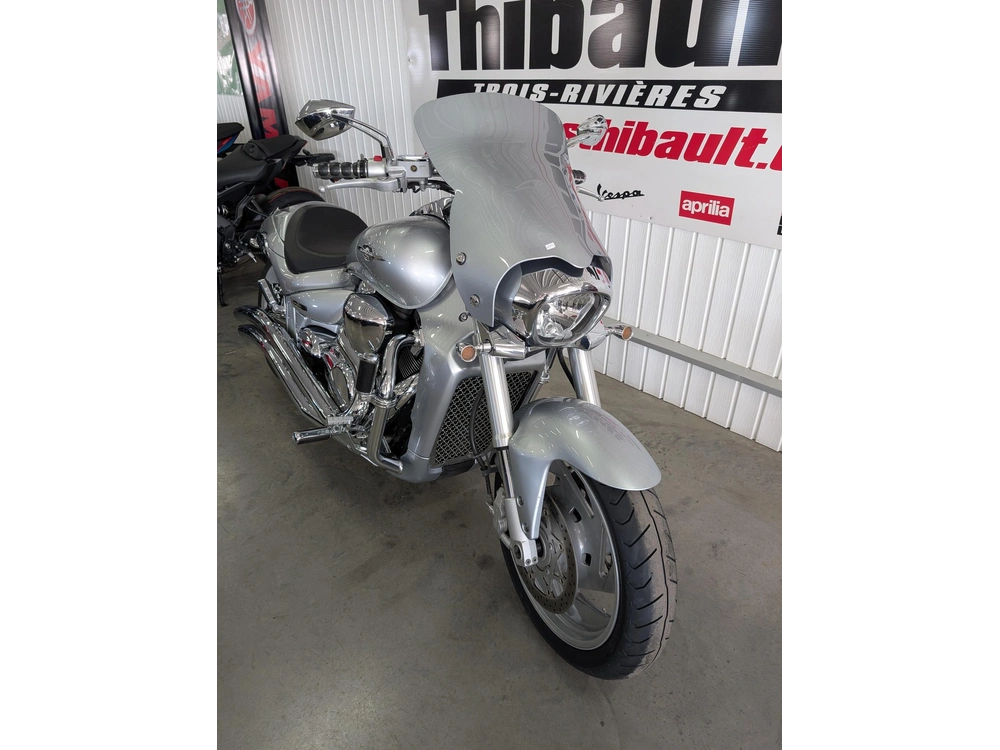 Suzuki M109 Boulevard 2009 alt