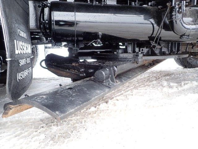 Freightliner M2106 2006