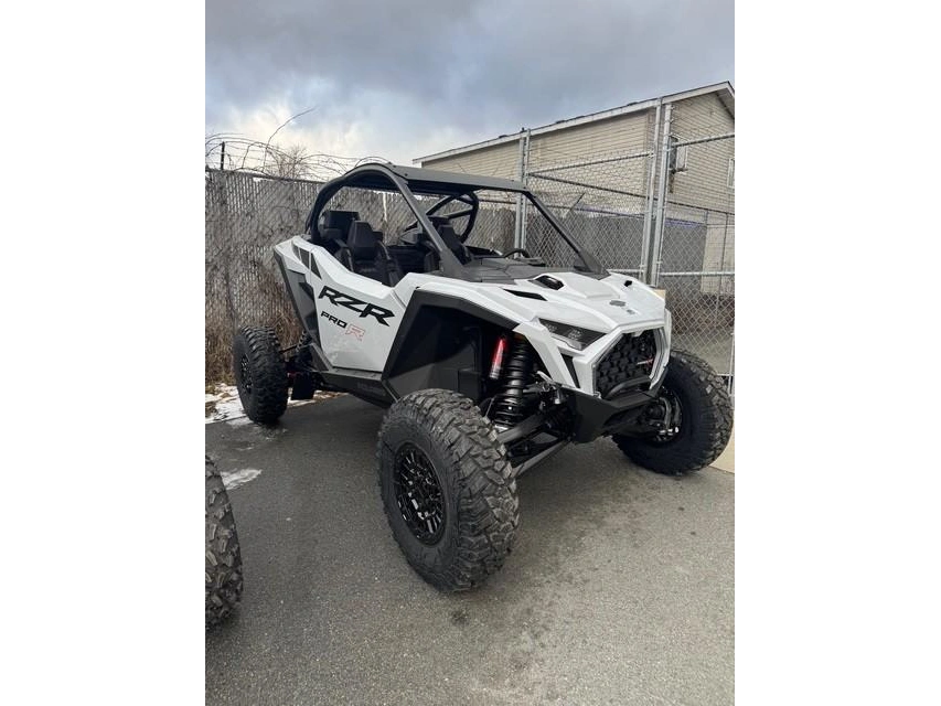 2026 Polaris Rzr Pro R Ultimate Ghost White Metallic alt