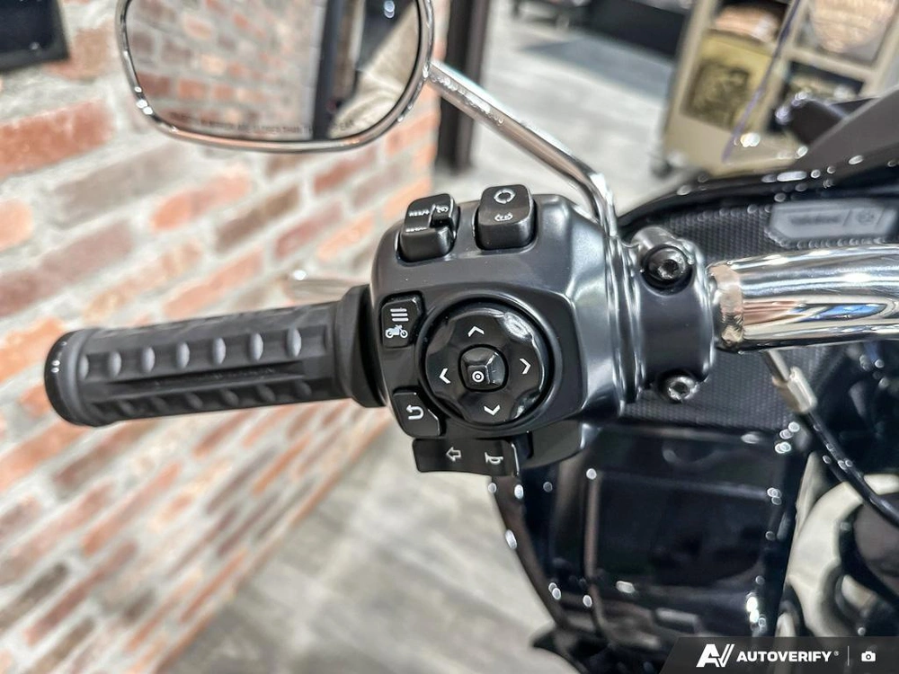 2026 Harley-davidson Road Glide Limited alt