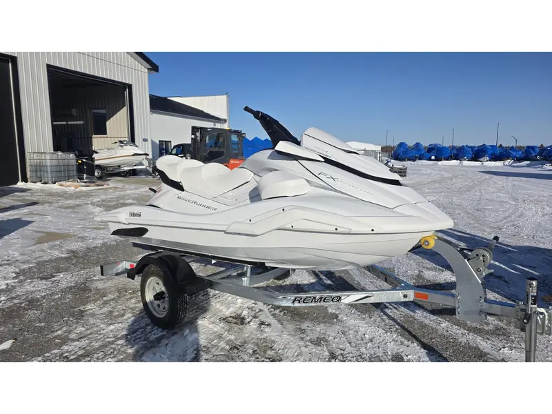 2026 Yamaha FX Cruiser SVHO thumbnail 2