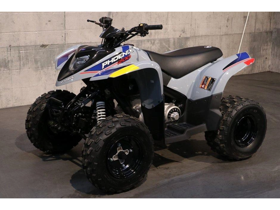 2026 Polaris Polaris Phoenix 200 alt