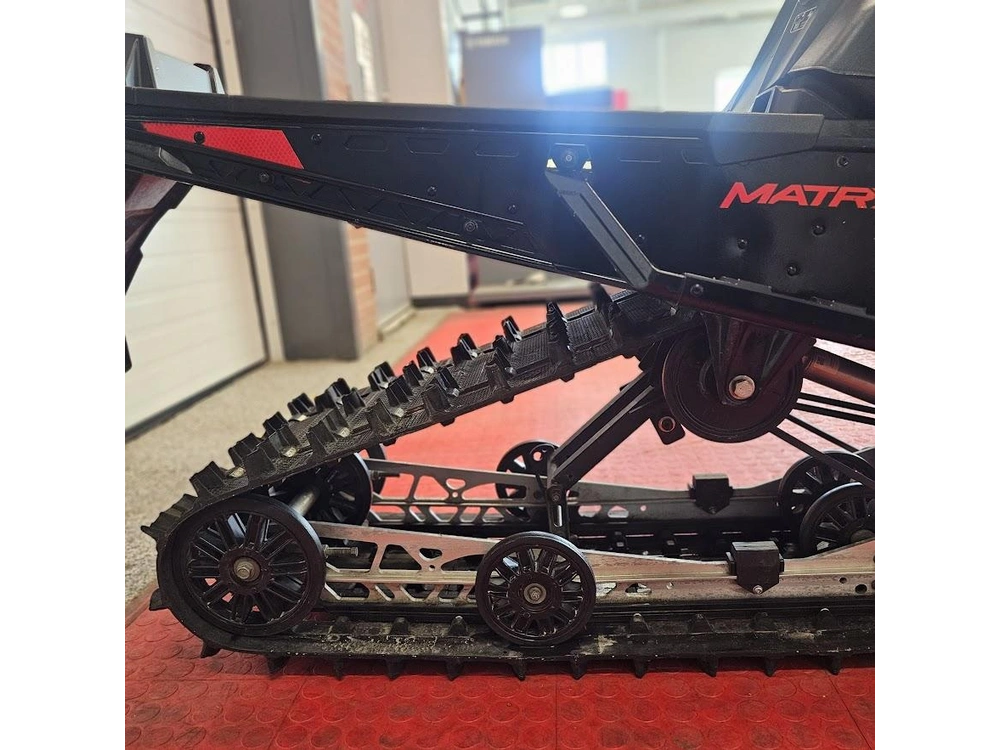 2024 Polaris Prostar S4 Voyageur 146 alt