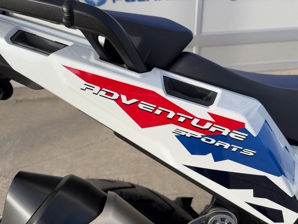 2026 Honda Africa Twin Adventure Sports Es alt