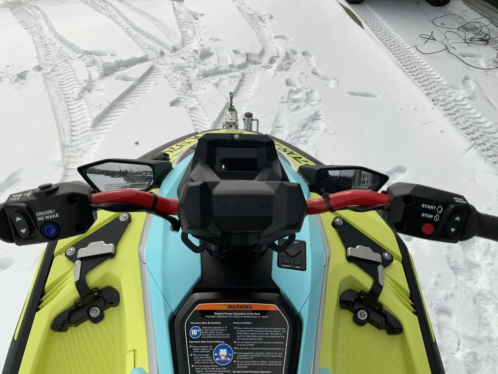 2025 Yamaha Jet Blaster Pro 3-up alt