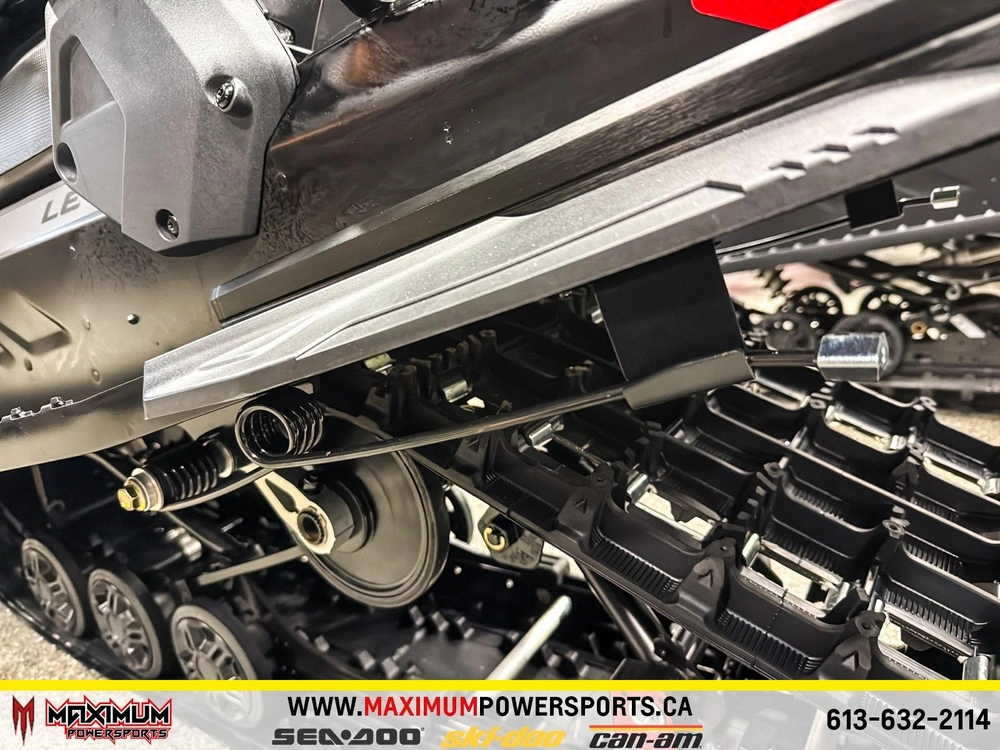 2026 Ski-doo Grand Touring Le W/ Platinum Pkg 900 Ace Turbo R Silent Ice Track Ii 1.25 E.s. W/ 10.25 Touchscre alt