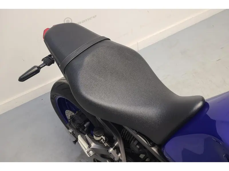 2023 Yamaha MT-09 ABS thumbnail 4