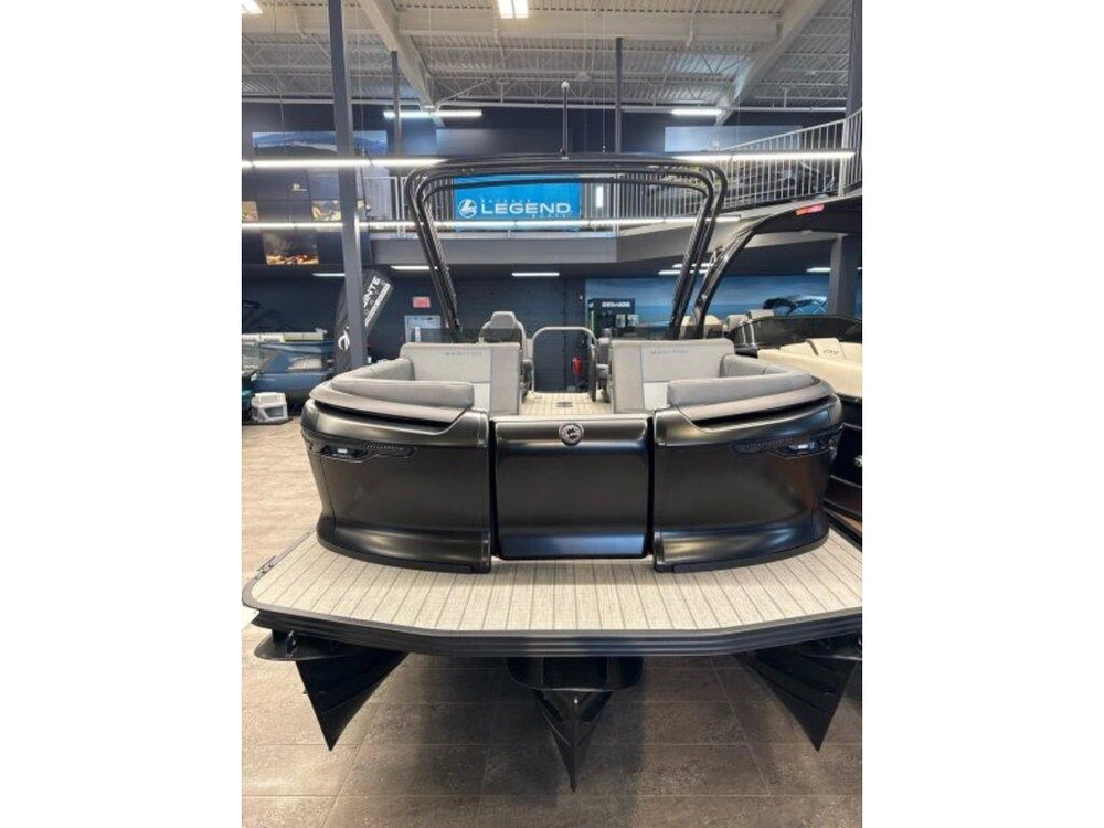 Manitou 22 Explore Switch Trifol Shp57 2025 alt