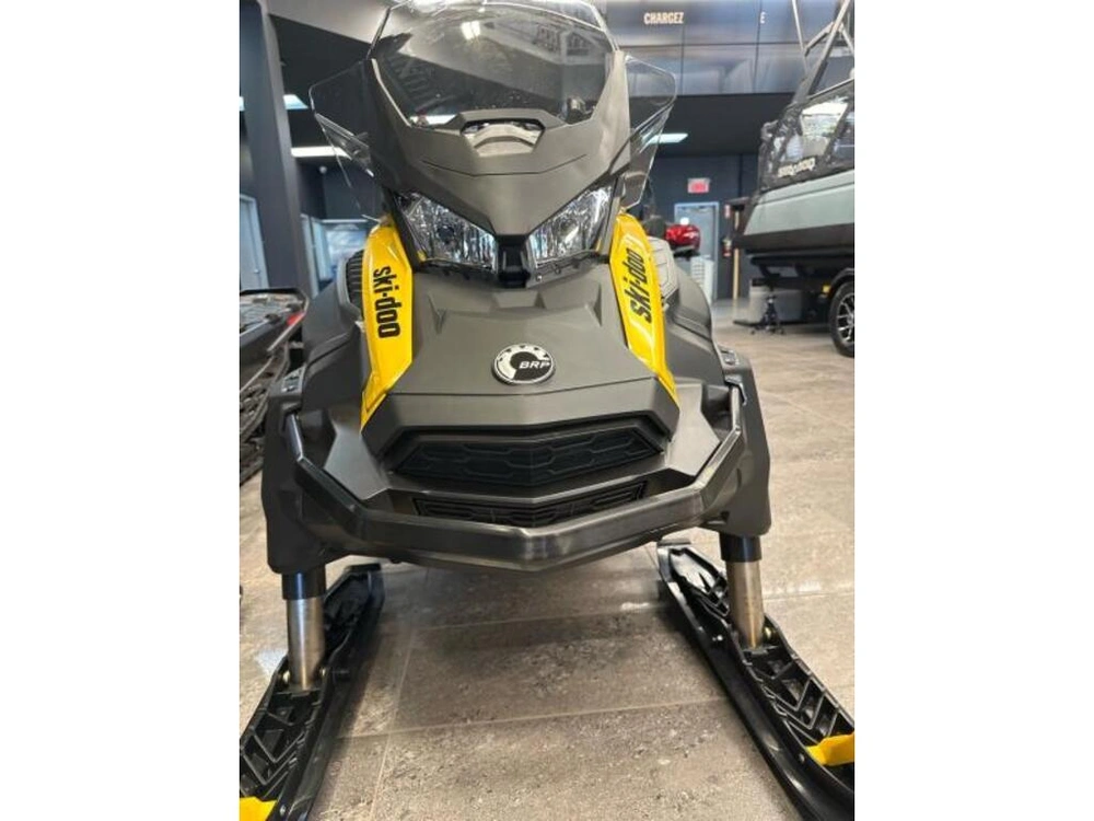 Ski-doo Tundra Sport 600 Efi Cobra 1.6'' E.s. 2026 alt