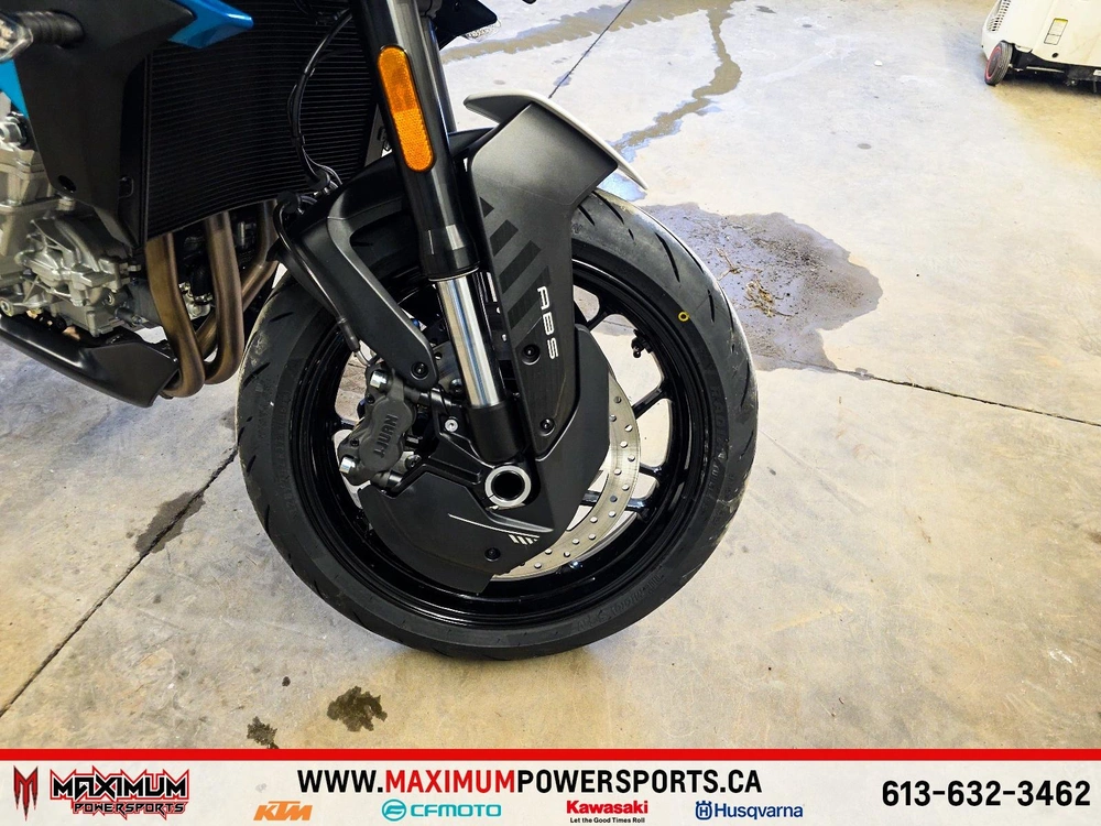 2026 Cfmoto 675nk alt