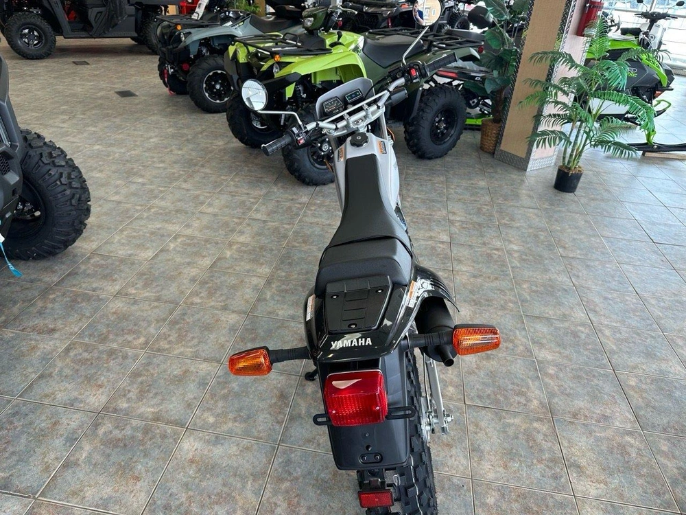 Yamaha Tw200 2026 alt