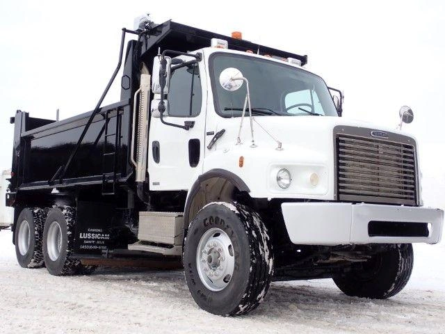 Freightliner M2106 2006