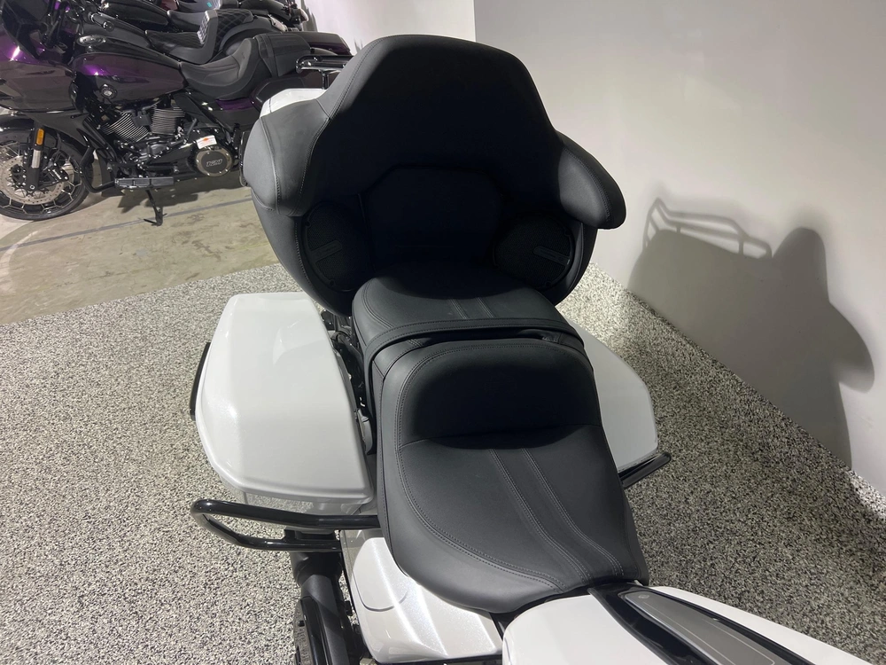 2026 Harley-davidson Flhxl - Street Glide® Limited alt