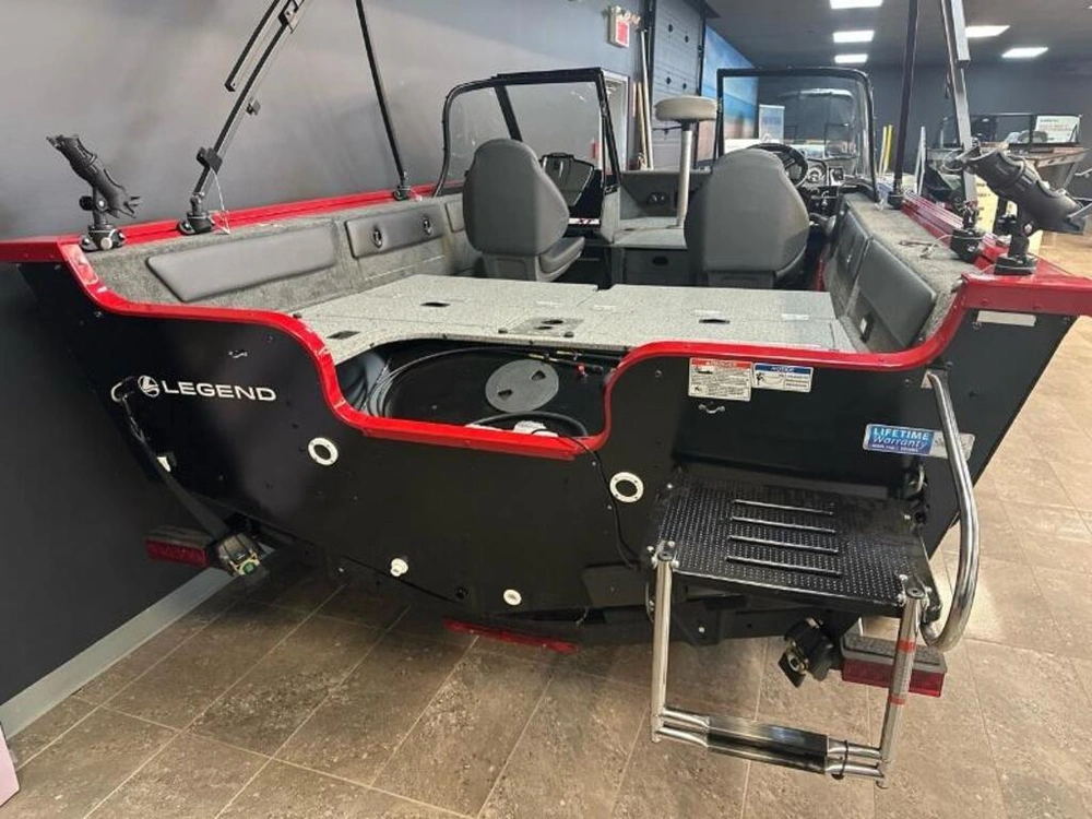 Legend Legend 17 Xt Black/chili Red 2026 alt