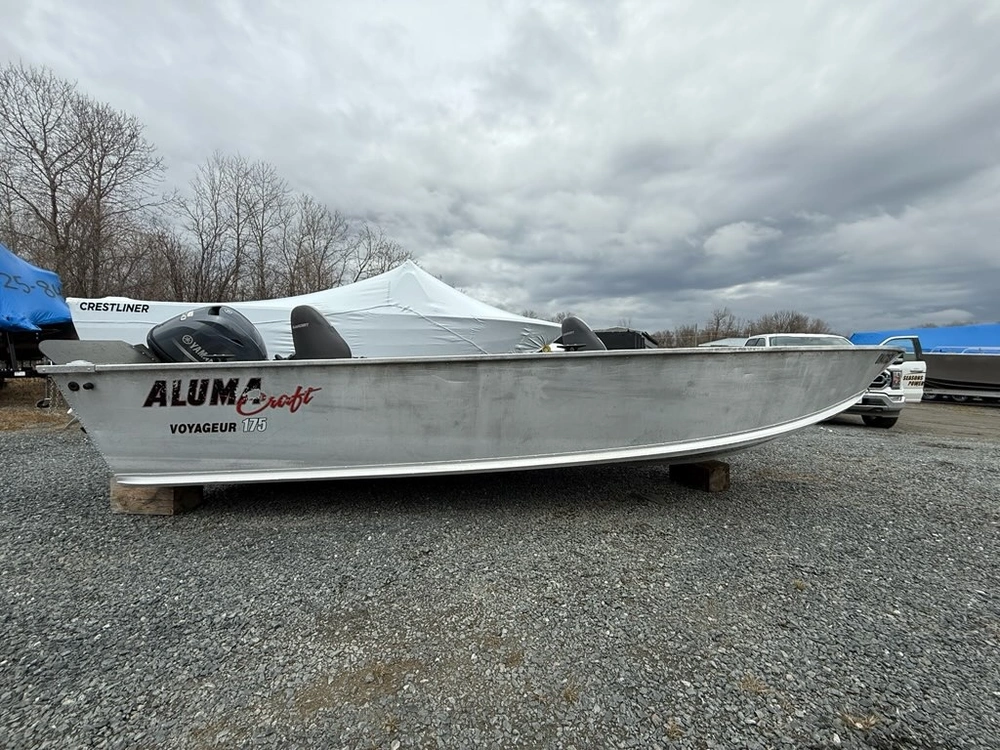 2015 Alumacraft Voyageur 175 alt