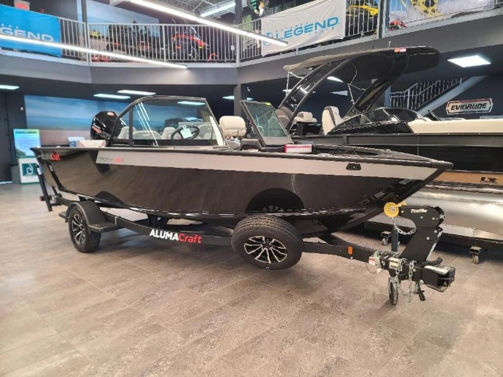 Alumacraft Trophy 185x Sp Fsx Lux Black 2025 alt