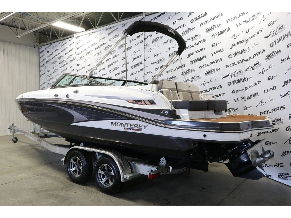 2021 Monterey Boats Monterey M4 + Mercruiser 6.2l alt
