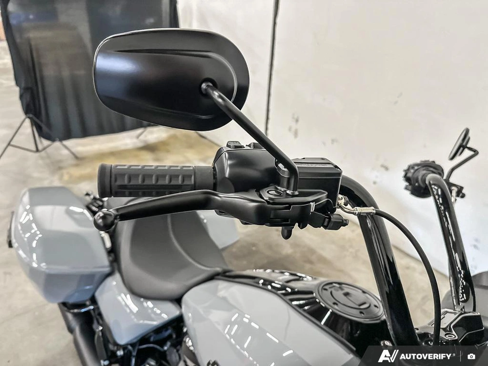 2026 Harley-davidson Road Glide alt