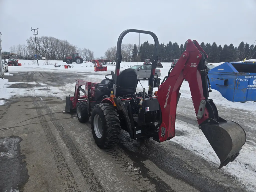 Mahindra Max26XLT 2023