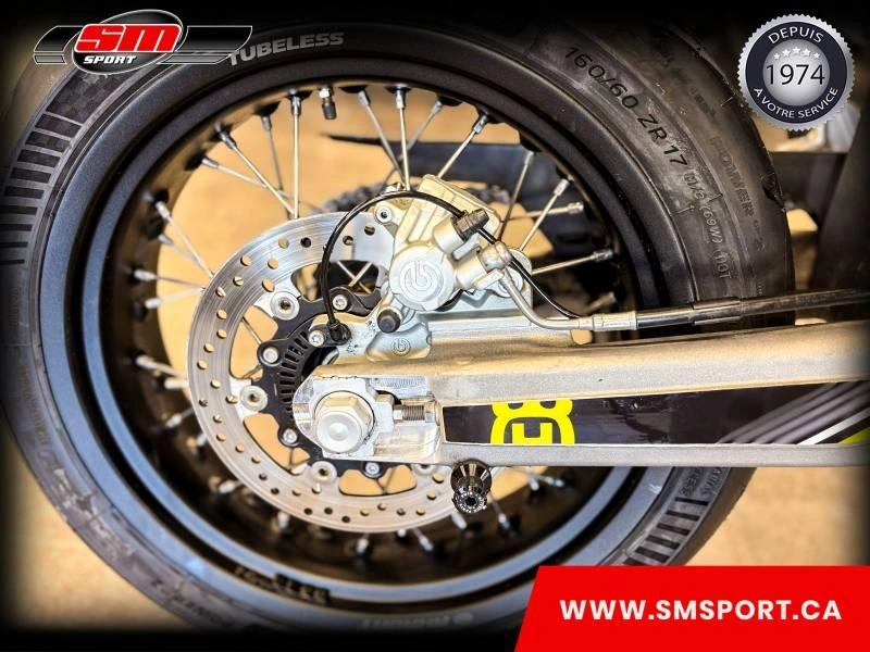 2022 Husqvarna 701 Supermoto alt