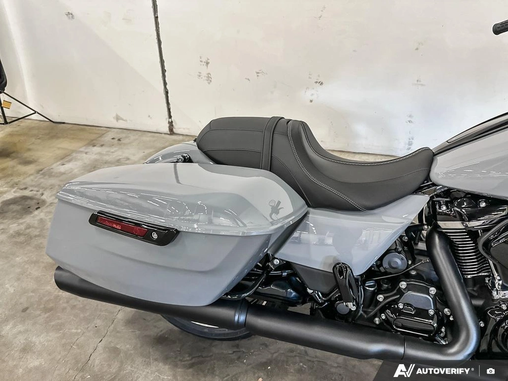 2026 Harley-davidson Road Glide alt