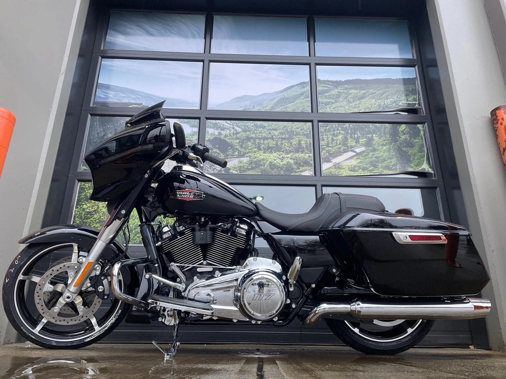 2026 Harley-davidson Flhx - Street Glide® alt